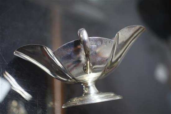 A pair of Edwardian Scottish silver double lipped two handled sauceboats by Hamilton & Inches, 12.5 oz.